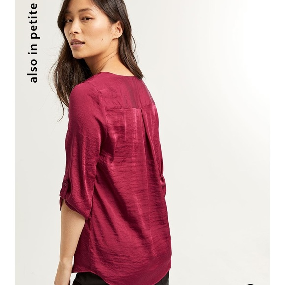 NWT Reitmans Satin blouse - Picture 2 of 4